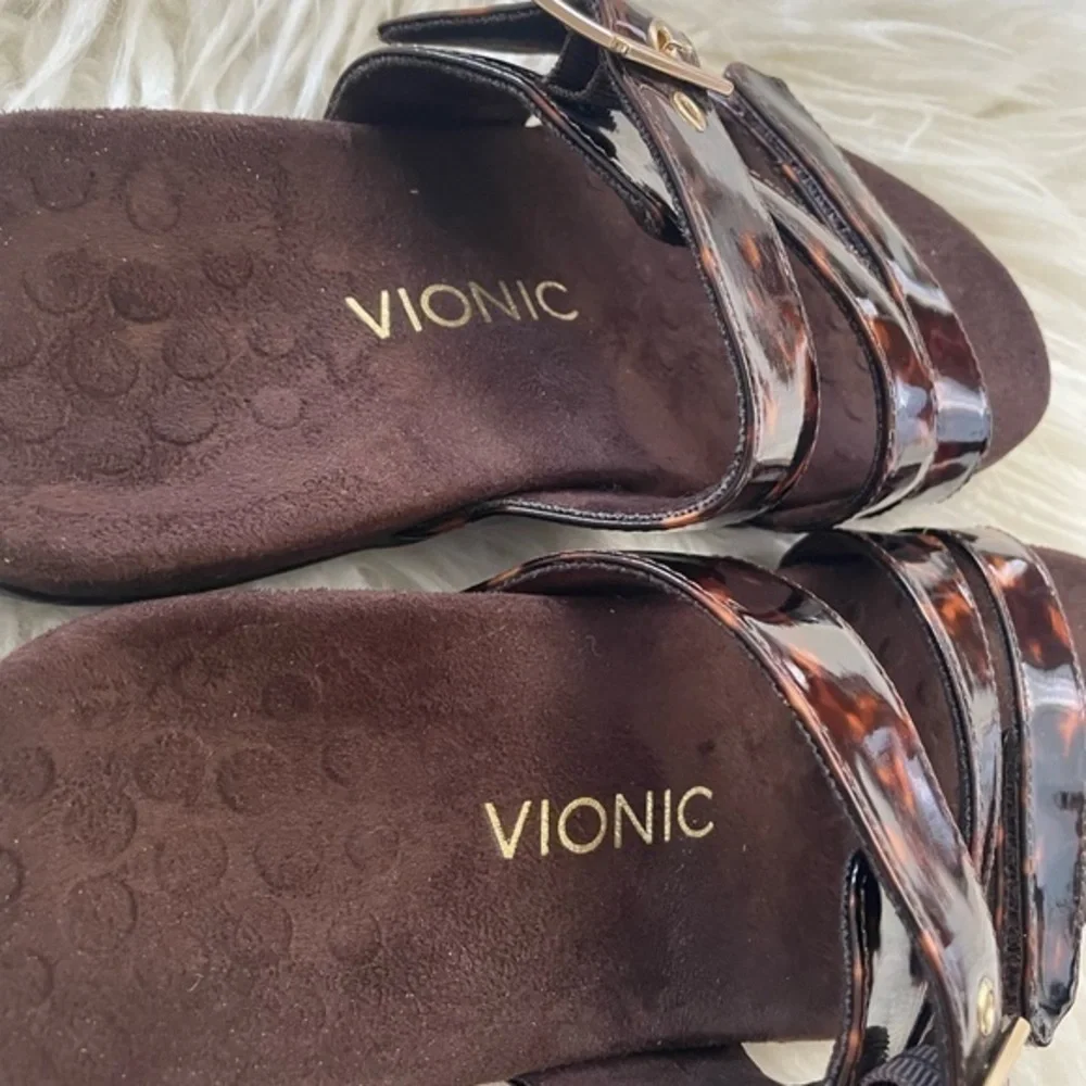 Vionic Skylar tortoise patent leather comfort sandals size 7 - Picture 2 of 7